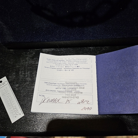 Swarovski Crystal and Pearl Bridal Tiara - Picture 8 of 9